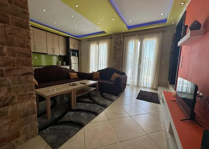 Riviera Beach Apart No 5